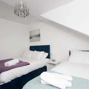  Apartment Amiri House United Kingdom